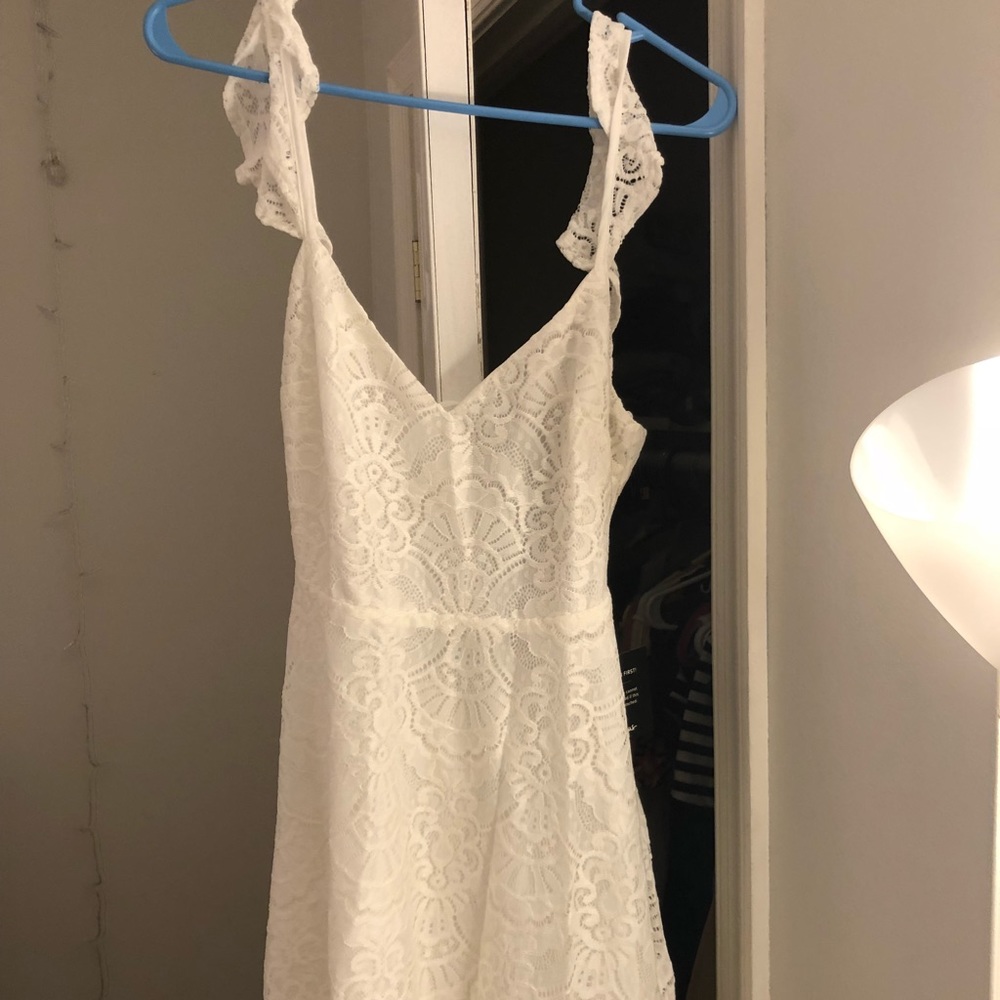 Lulu’s White Lace Backless Skater Dress